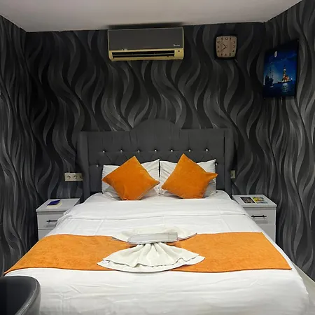 Taksim Nova House Aparthotel 4*